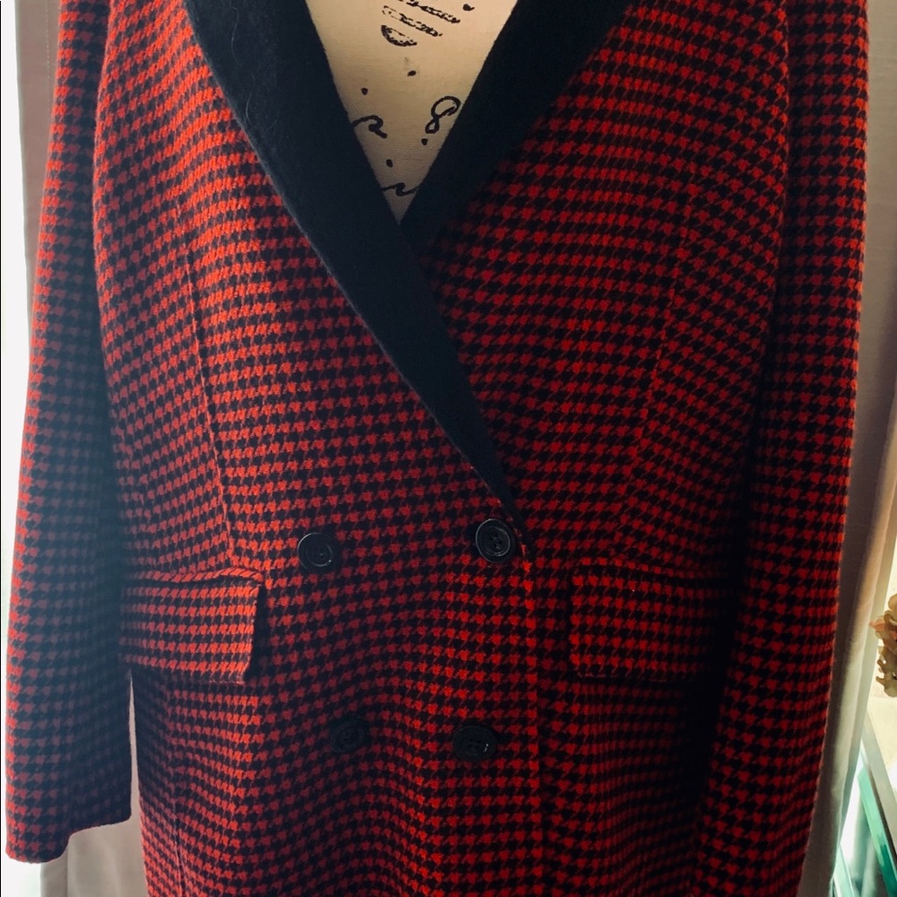 Veronica Beard Authentic Houndstooth Coat - image 3